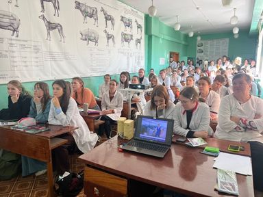 Когда кадры решают всё: молодежь приглашают работать на сельхозпроизводство