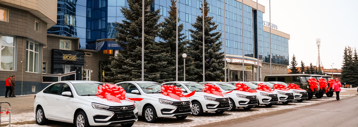 Лучшим труженикам агропромышленного комплекса Красноярского края вручили новые автомобили