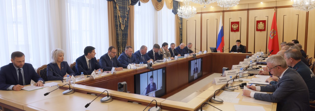 Аграрии Красноярского края намолотили более 2,4 млн тонн зерна и зернобобовых