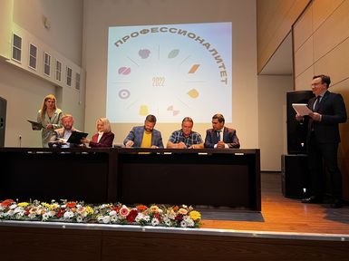 В крае подписано соглашение о создании образовательно-производственных кластеров в городах Назарово и Уяр