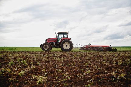 Принимаются заявки на участие в 12-м Открытом чемпионате России по пахоте
